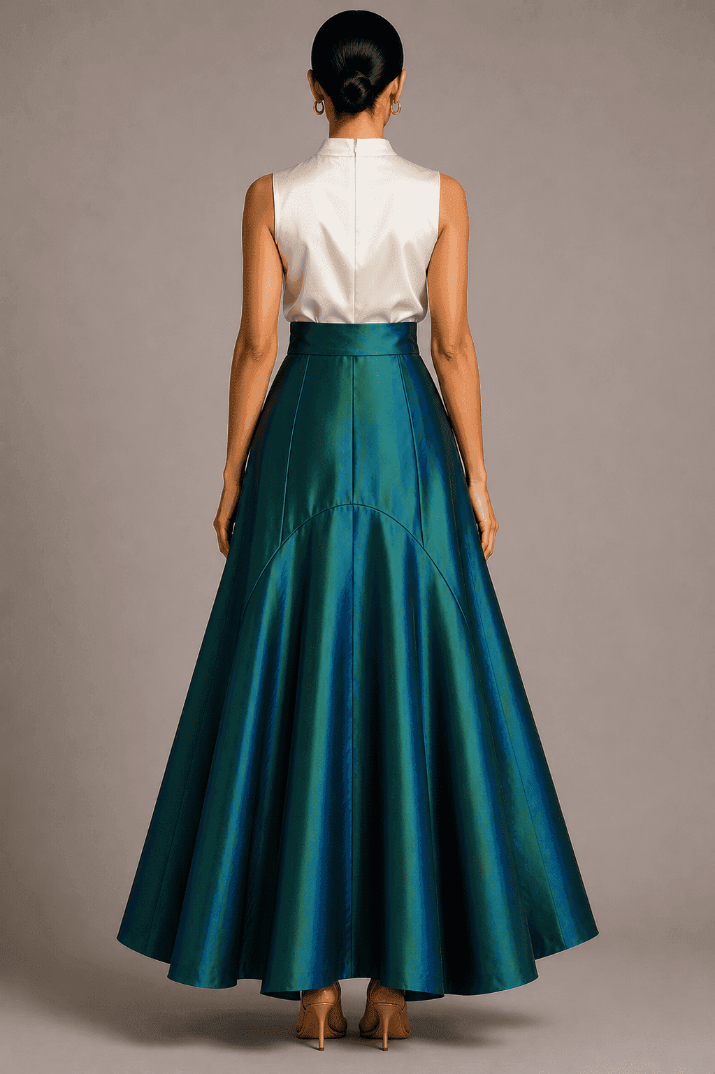 GALLERY PANEL SKIRT